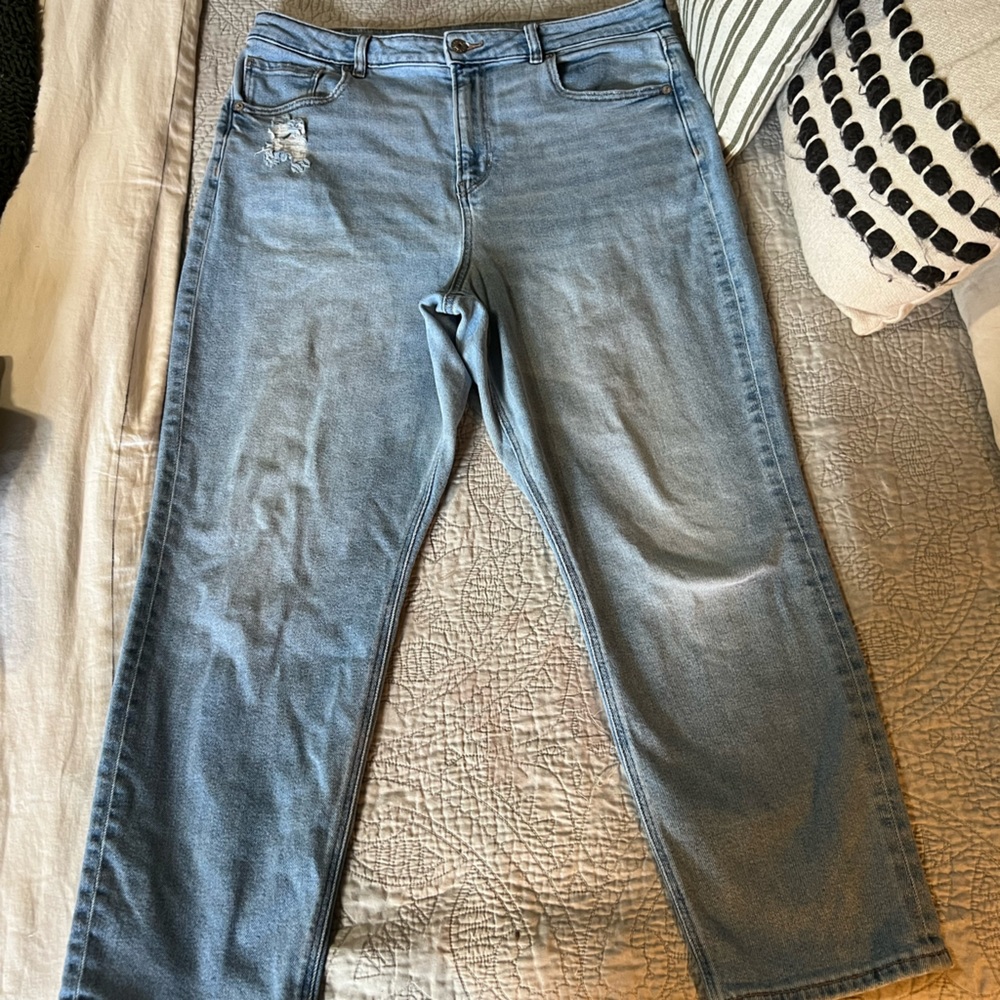 American Eagle Stretch Curvy Mom Jeans